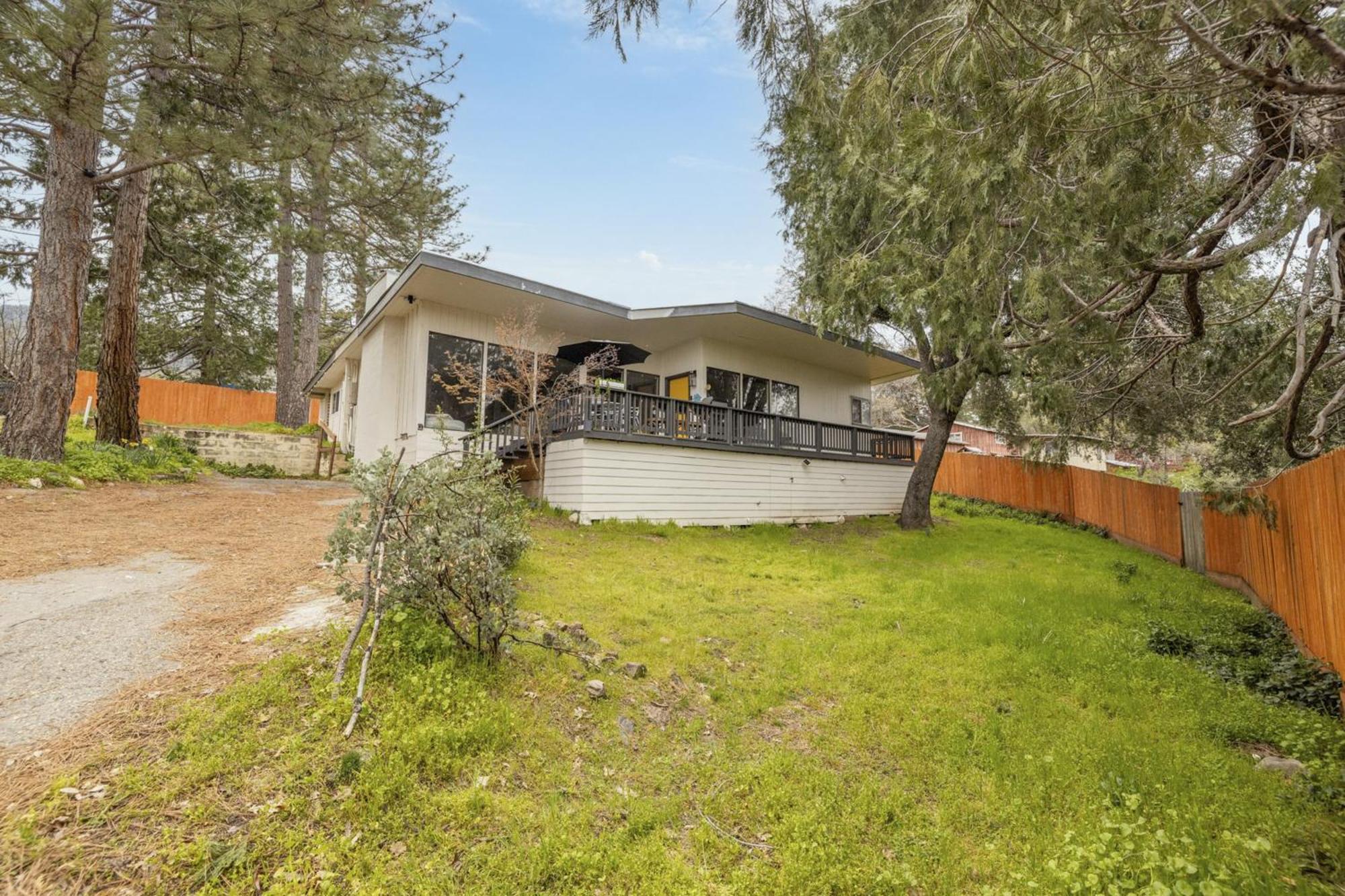 Honea Bee Hideout Villa Bass Lake Annex ภายนอก รูปภาพ